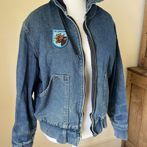 Vintage Womens Denim Jacket Yellowstone Patch Hooded Lined 90s USA - Picture 2 of 16